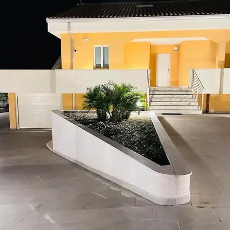 Vesta Holiday home