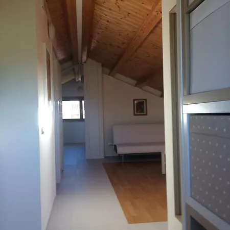 Vesta Semesterbostad Villasmundo